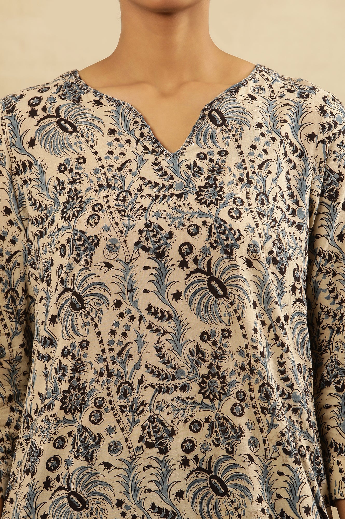 Off-White Dabu Block Printed Kurta In Cotton Voile