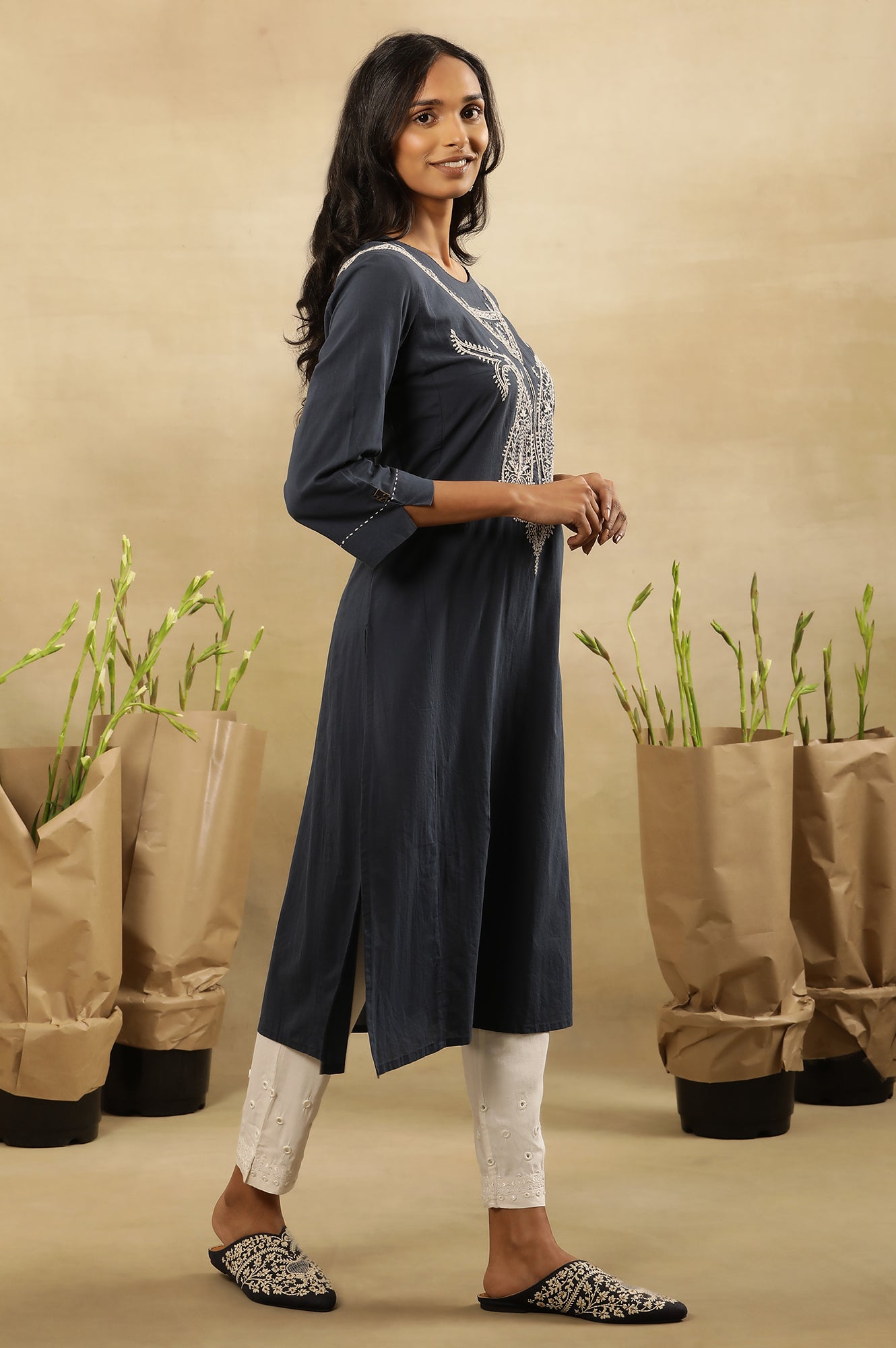 Navy Blue Chikankari Kurta In Cotton Voile