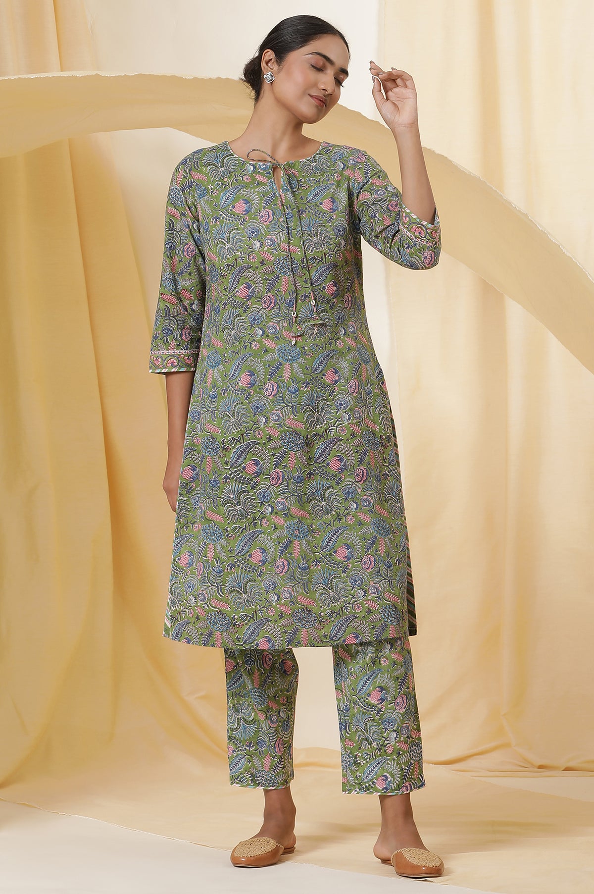 Palm Green Hand Block Print Kurta Set In Cotton Voile With Stripes Pants - XS