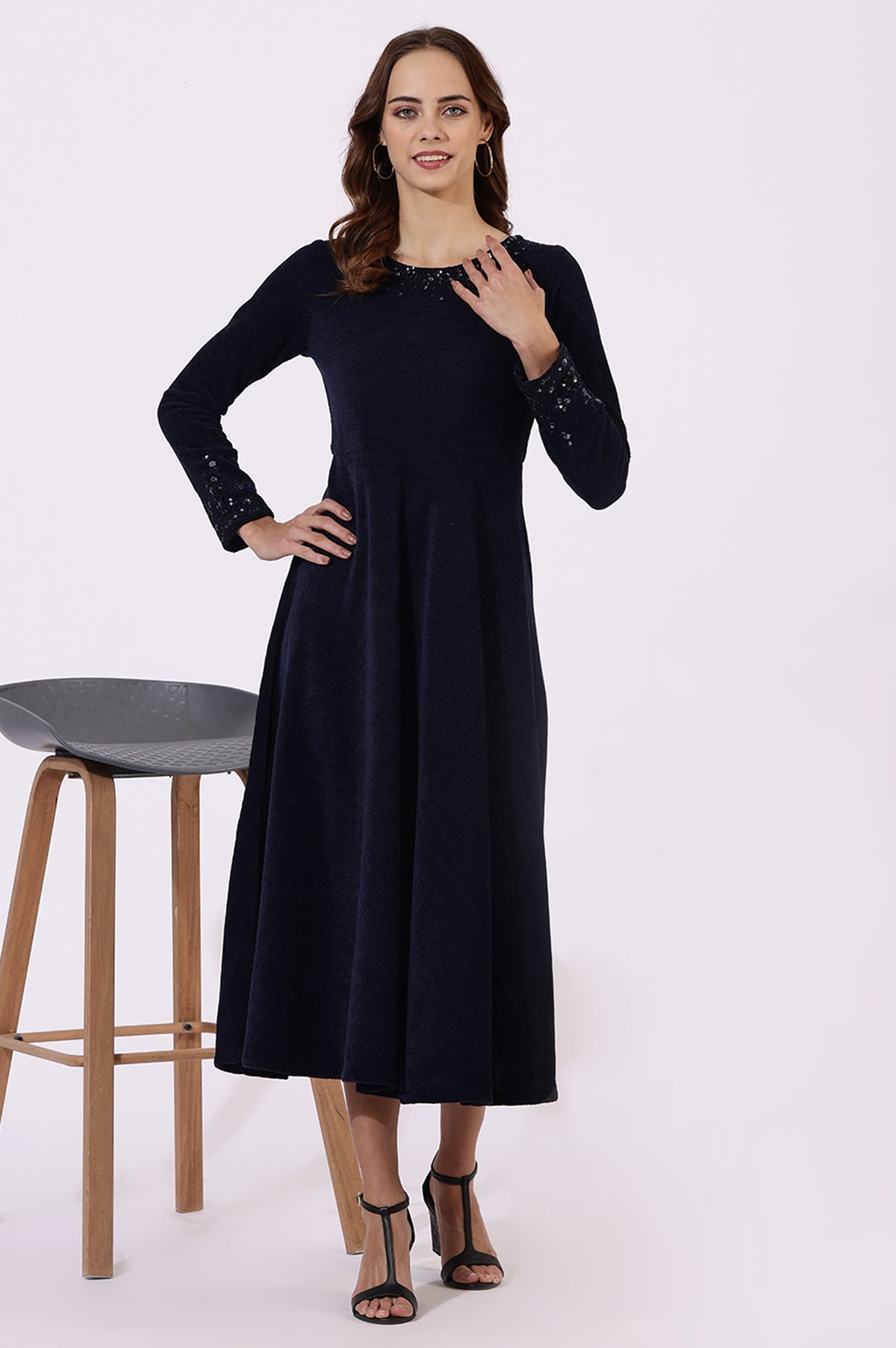Blue Embroidered Sequins Flarred Dresses - XS