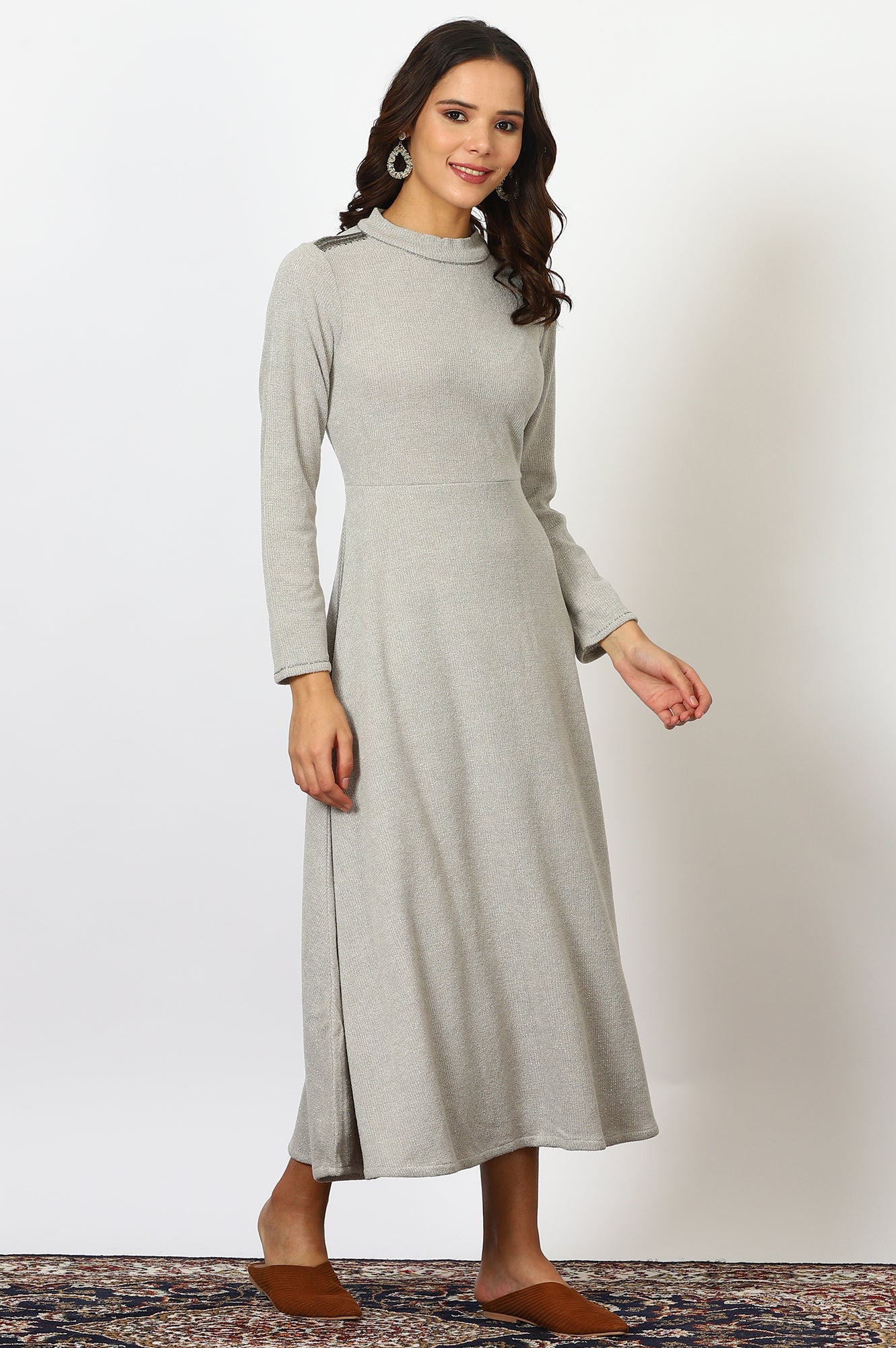 Grey Solid Metallic Hardware Flarred Dresses