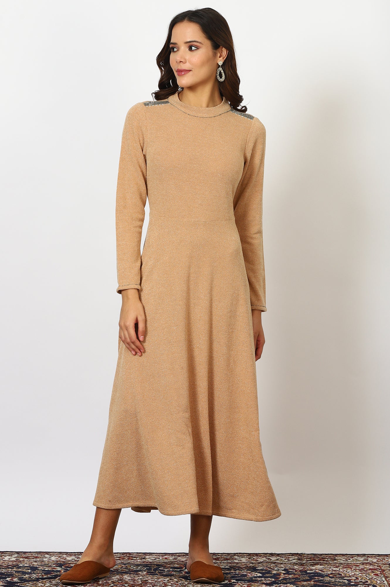 Brown Solid Metallic Hardware Flarred Dresses