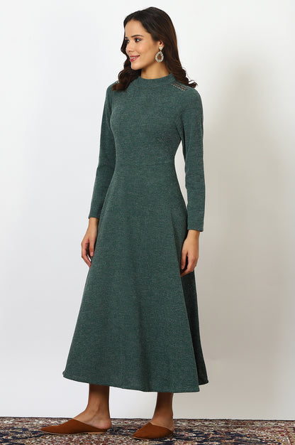 Green Solid Metallic Hardware Flarred Dresses
