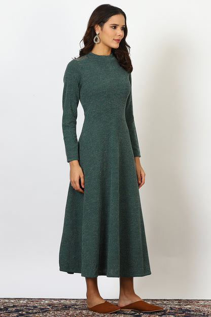 Green Solid Metallic Hardware Flarred Dresses