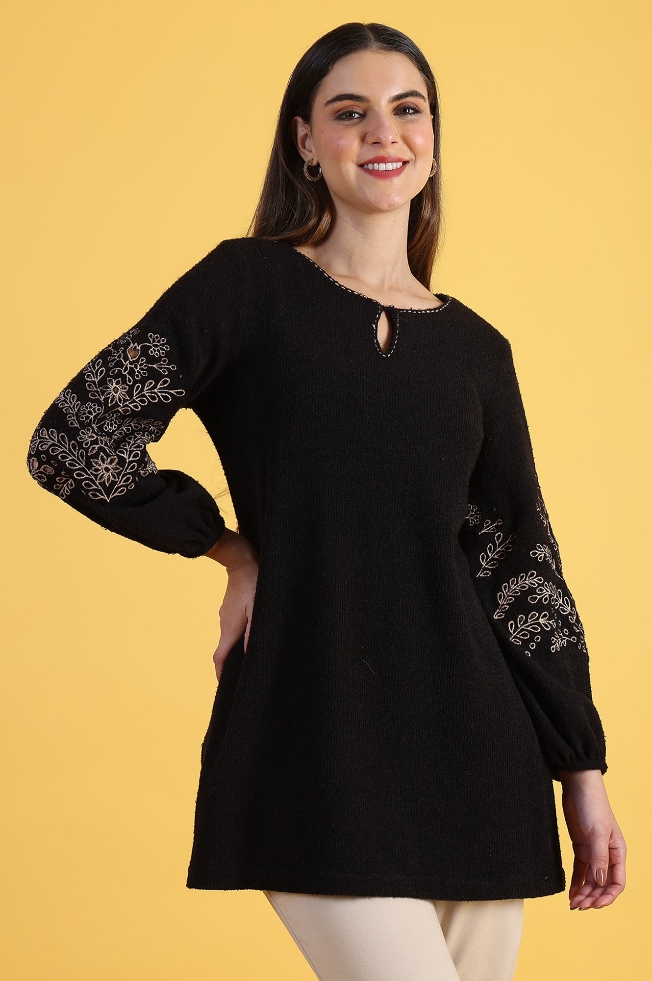 Black Solid Straight Tunic
