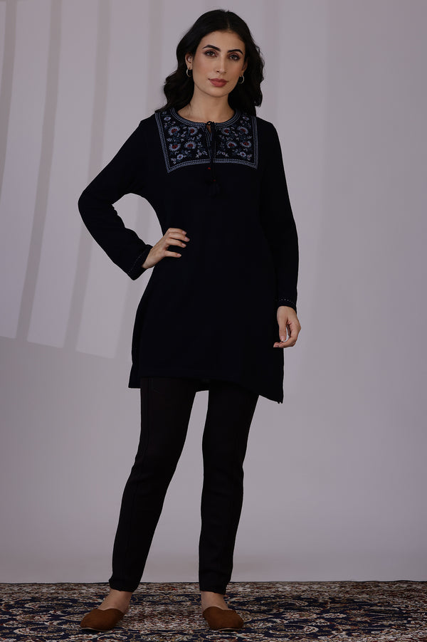 Blue Solid Thread Work Acrylic Straight Tunic