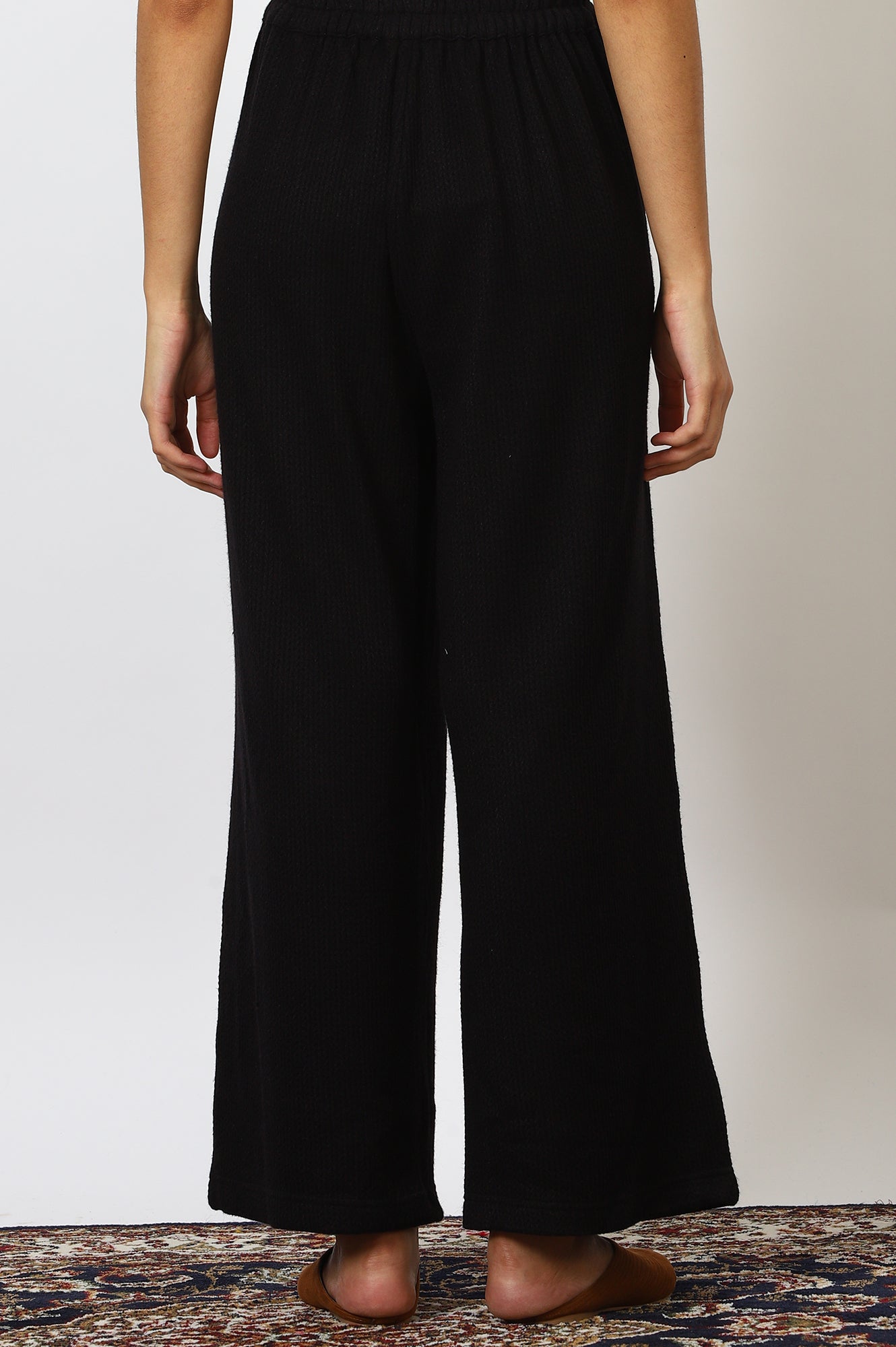 Black Textured Ankle Length Wide Leg Parallel Pants