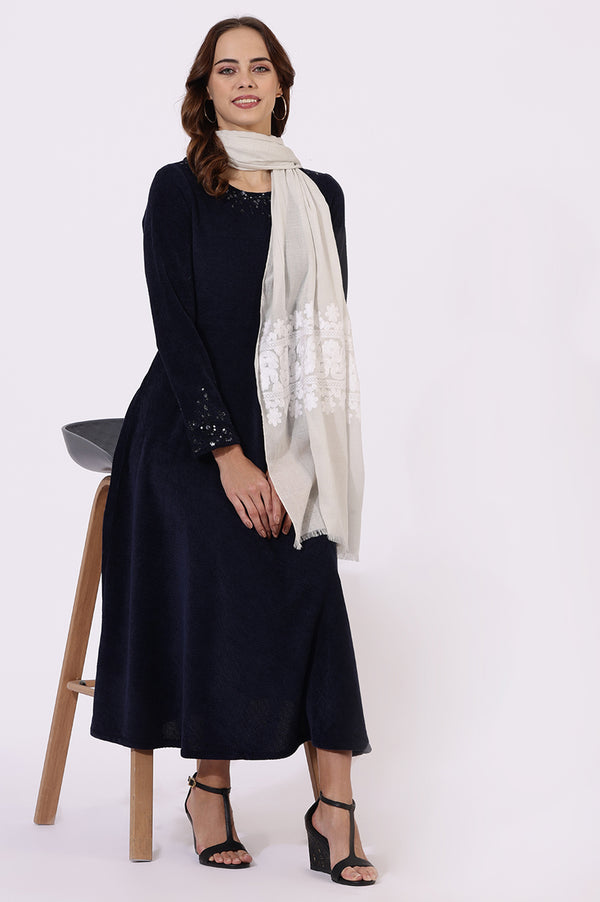 White Printed Thread Work Pure Cotton Shawls & Stole