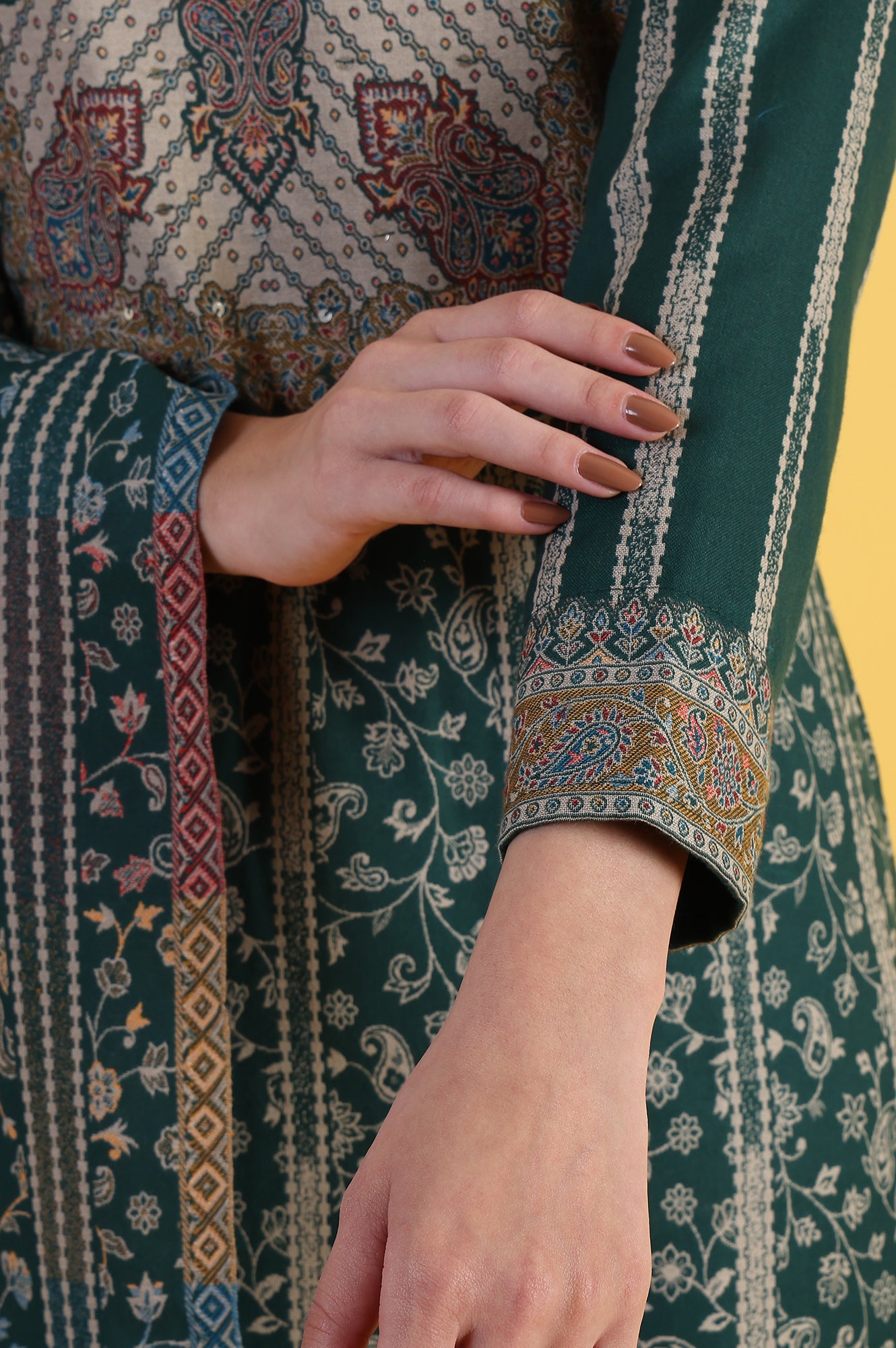 Green Yarn Dyed Sequins Straight Kurta &amp; Straight pant with Dupatta Set