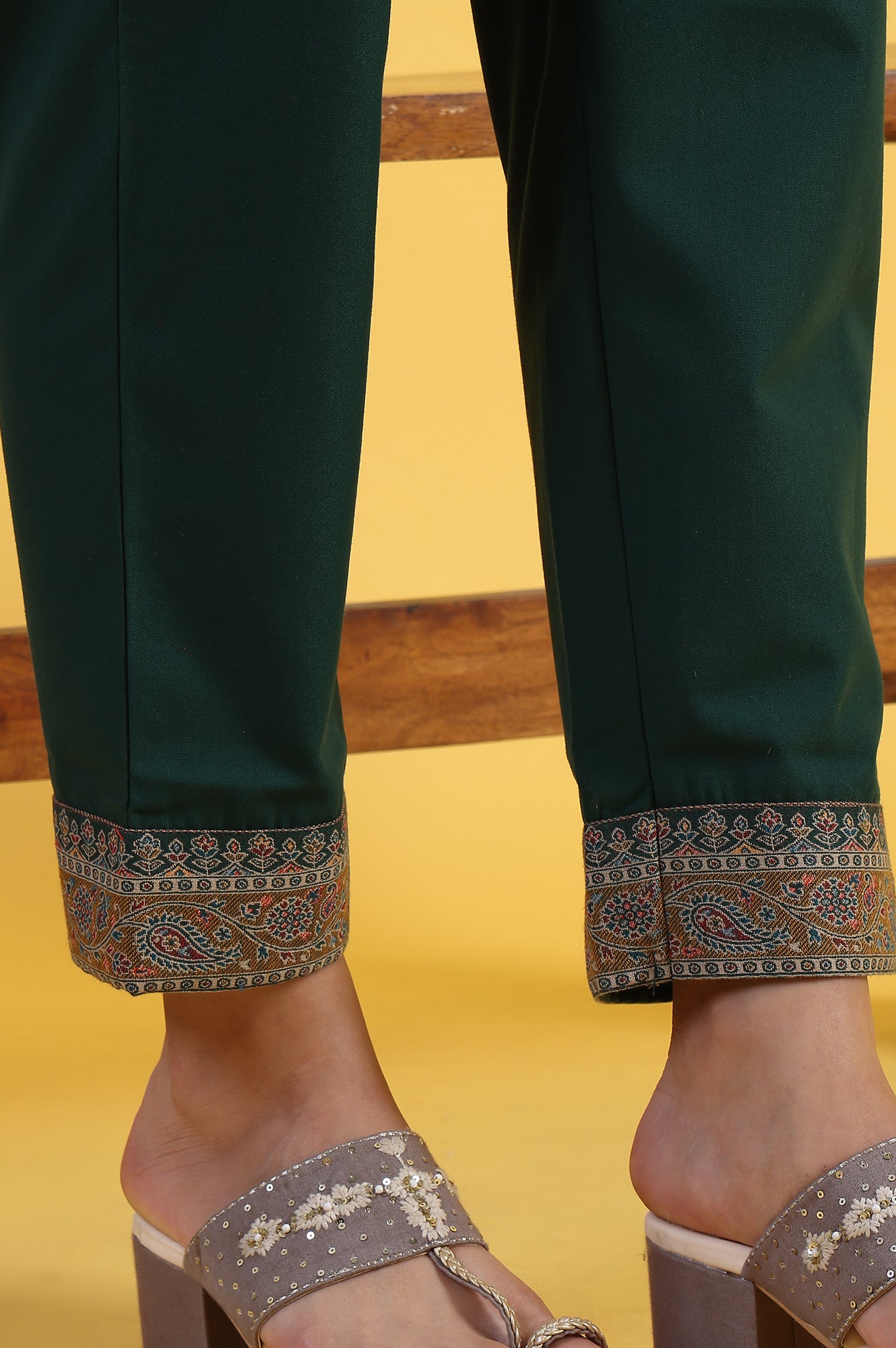 Green Yarn Dyed Sequins Straight Kurta &amp; Straight pant with Dupatta Set