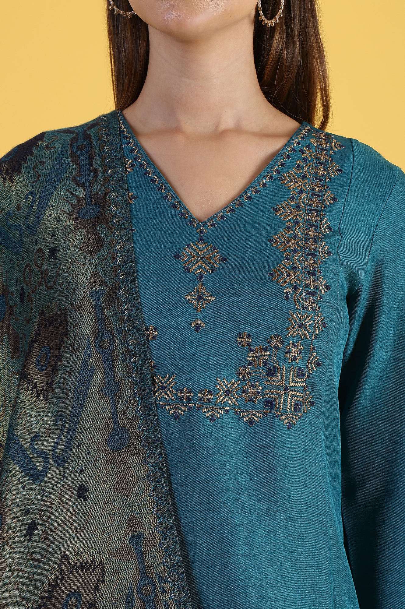 Blue Solid Zari Straight Kurta &amp; Straight pant with Shawl Set
