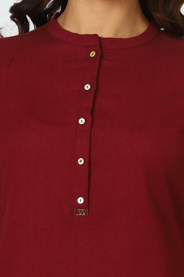 Maroon Mandarin Collar Cotton Blend Straight Kurta With W Branding
