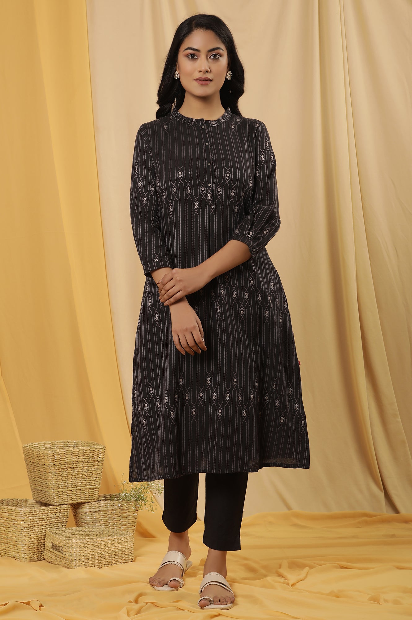Black Printed Kurta And Trousers Set