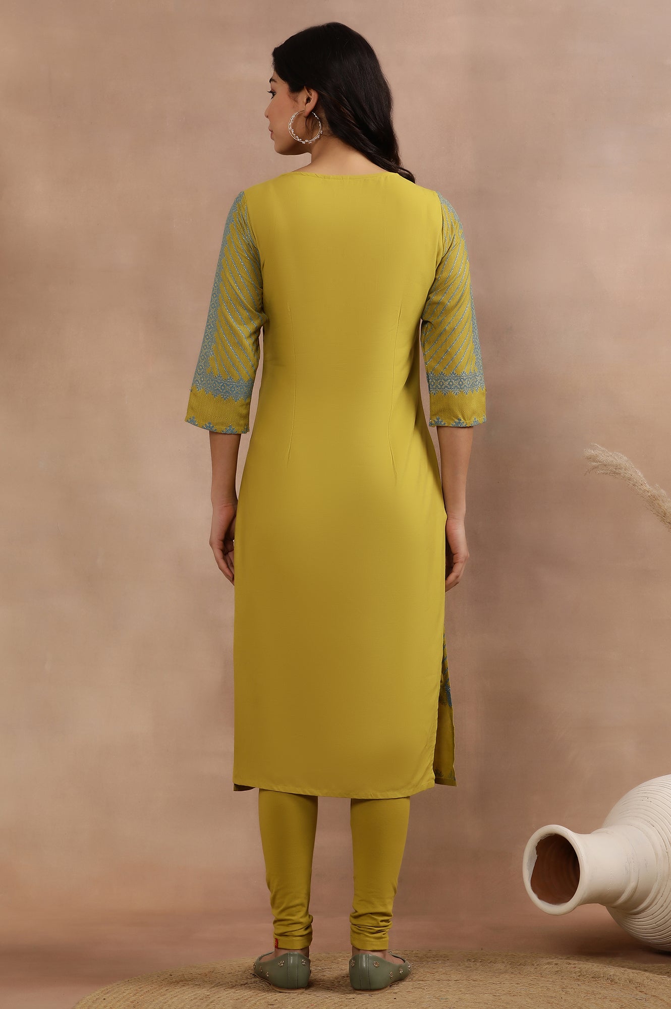 Green Placement Printed Kurta And Tights Set