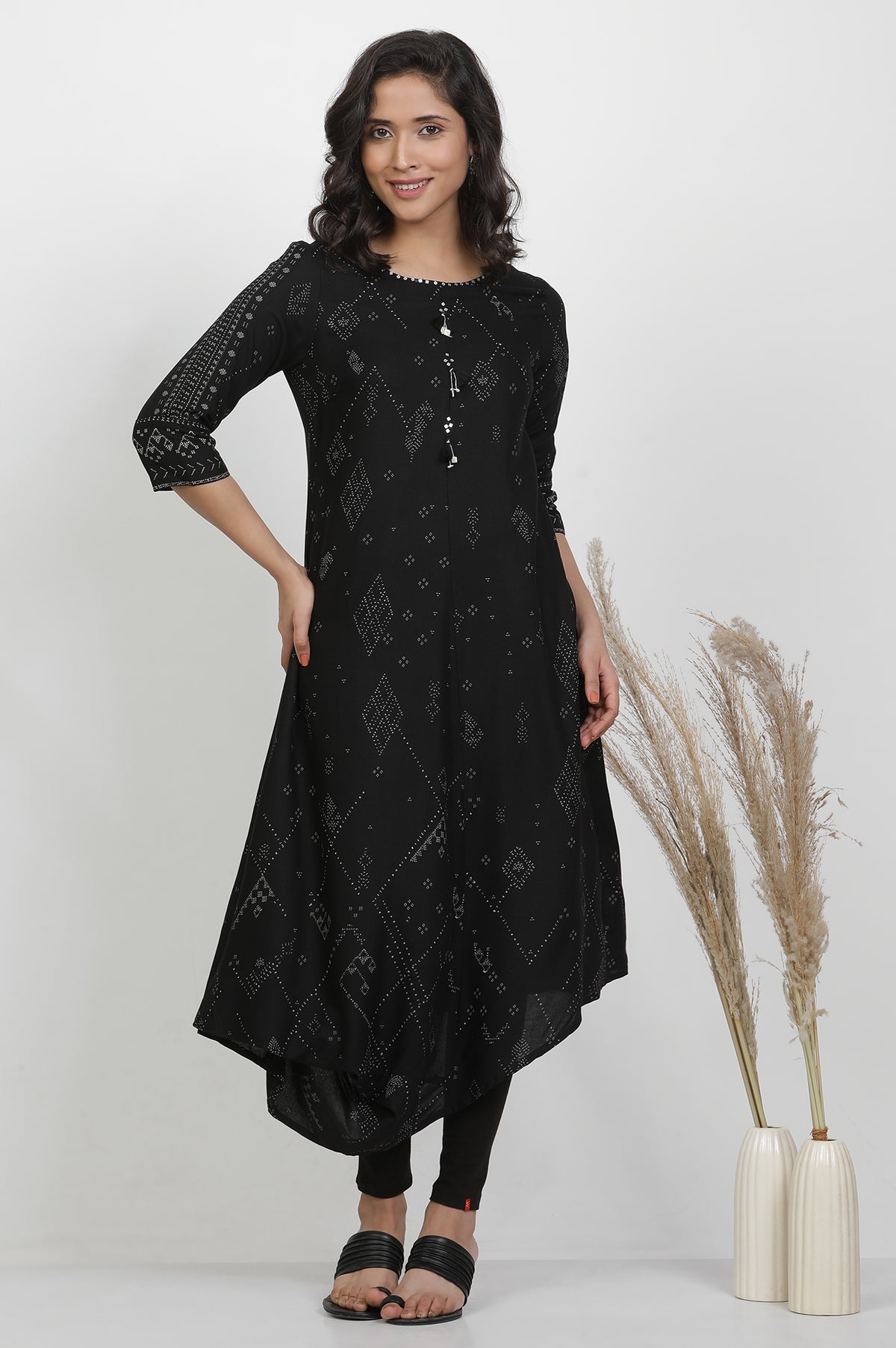 Black Printed Kurta With Cowl Hemline And Tights Set - XS
