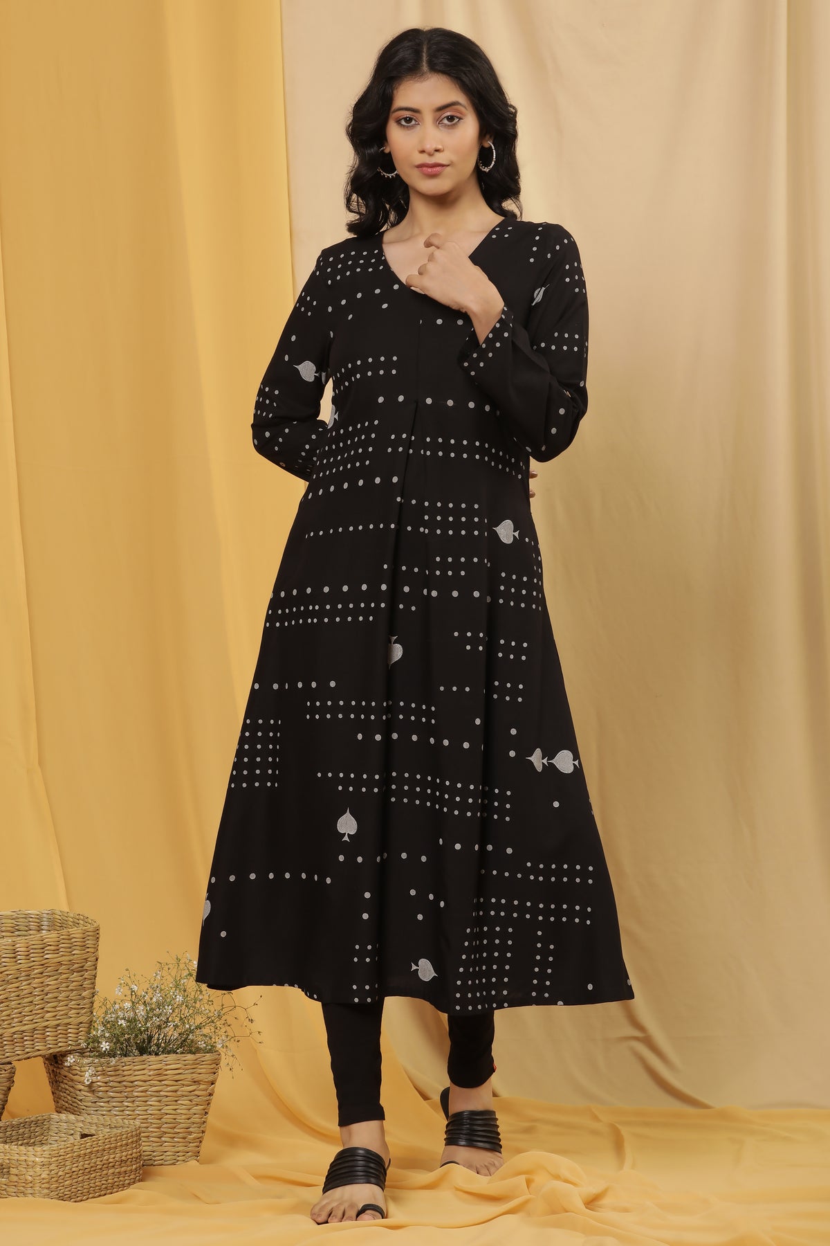 Black Spade Printed Kurta And Tights Set - XS