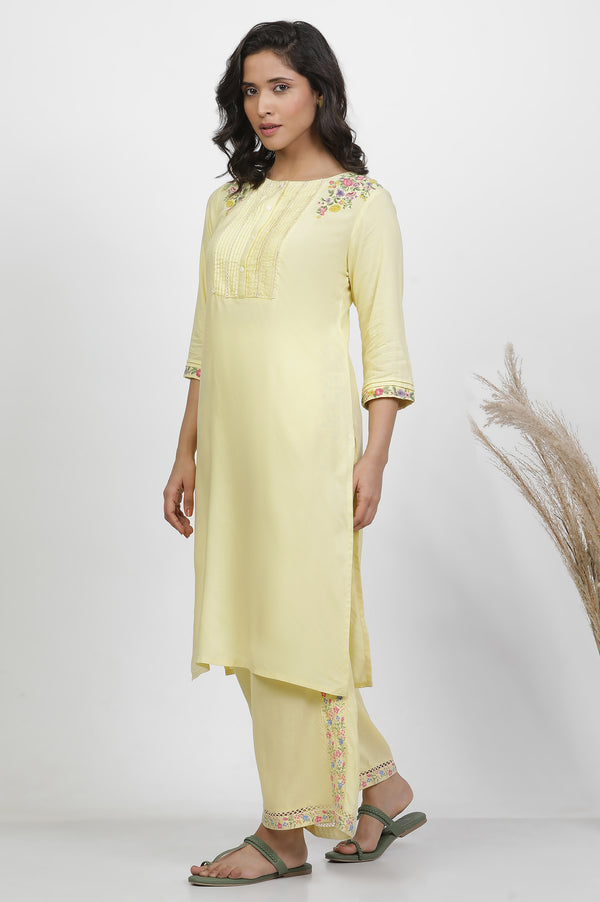 Yellow Solid Thread Embroidered Rayon Straight Kurta and Pants Co-Ord Set