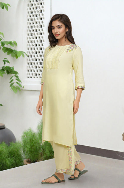 Yellow Solid Thread Embroidered Rayon Straight Kurta and Pants Co-Ord Set