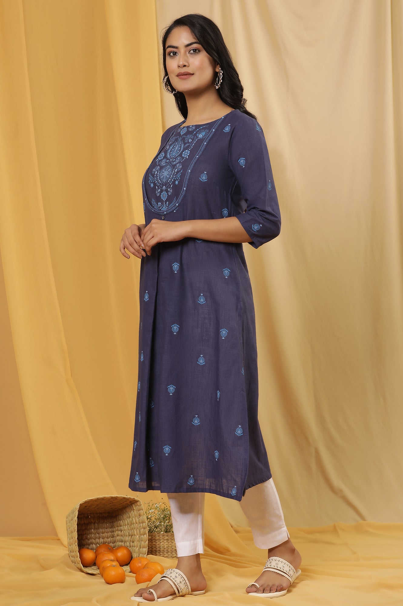 Blue Floral Printed Kurta And Pants Set