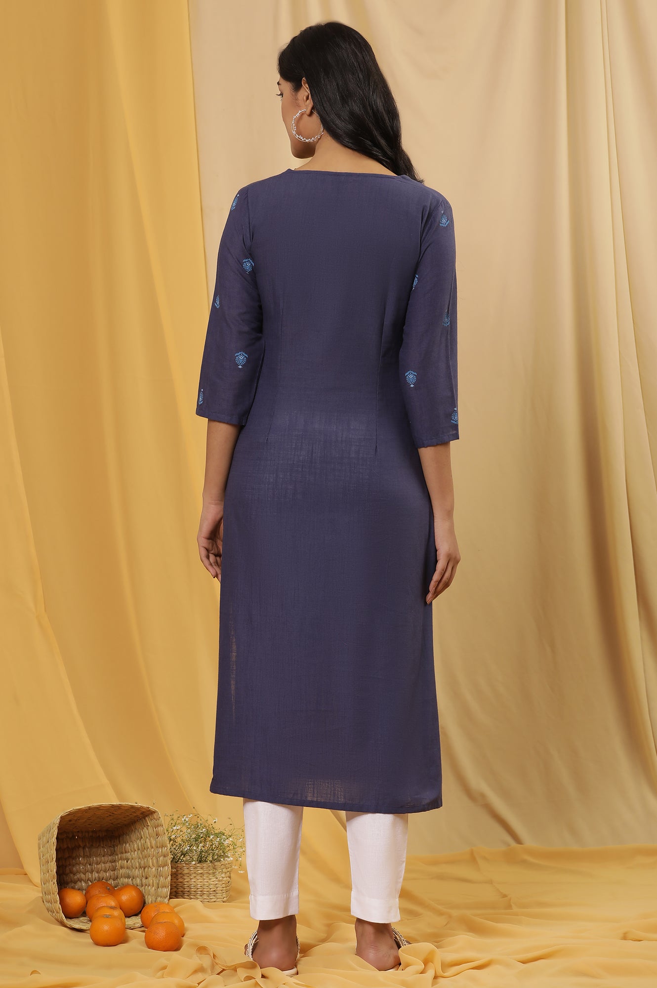 Blue Floral Printed Kurta And Pants Set