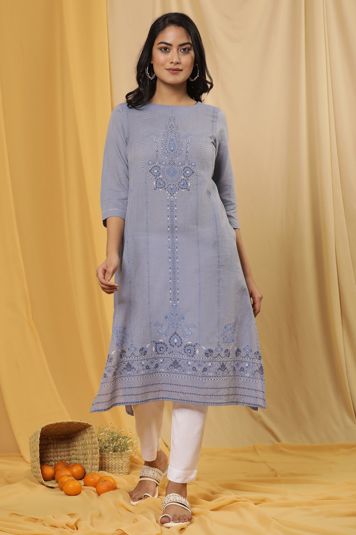Blue Floral Printed Cotton Kurta And Pants Set - XS