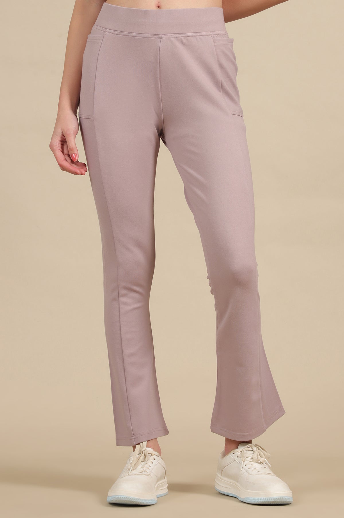 Creamy Mauve Solid Flared Knit Pants with Side Pockets - M