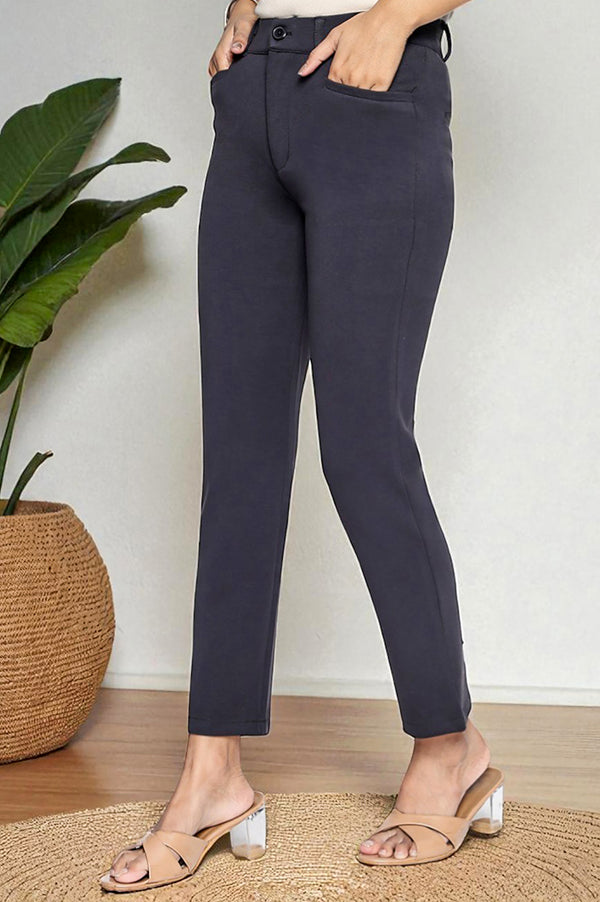 Elleven Women's Black Solid Slim fit Trousers in Ankle Length