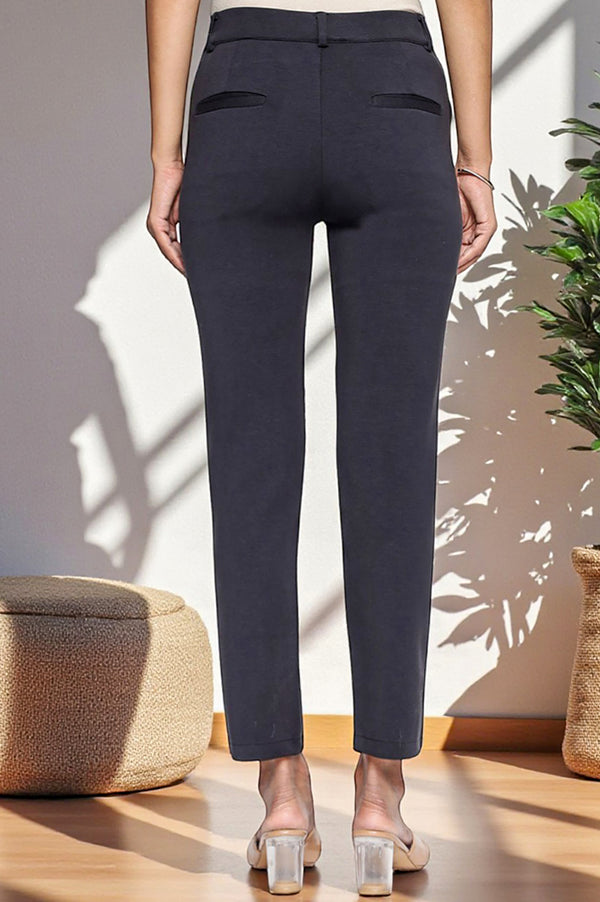 Elleven Women's Black Solid Slim fit Trousers in Ankle Length