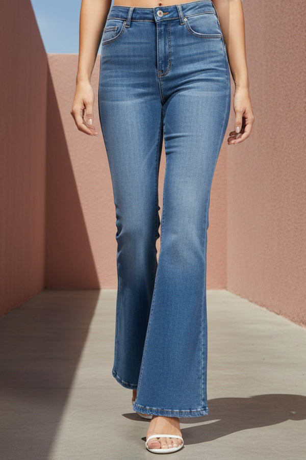 Blue Solid Cotton Blend Slim Fit High Rise Jeans