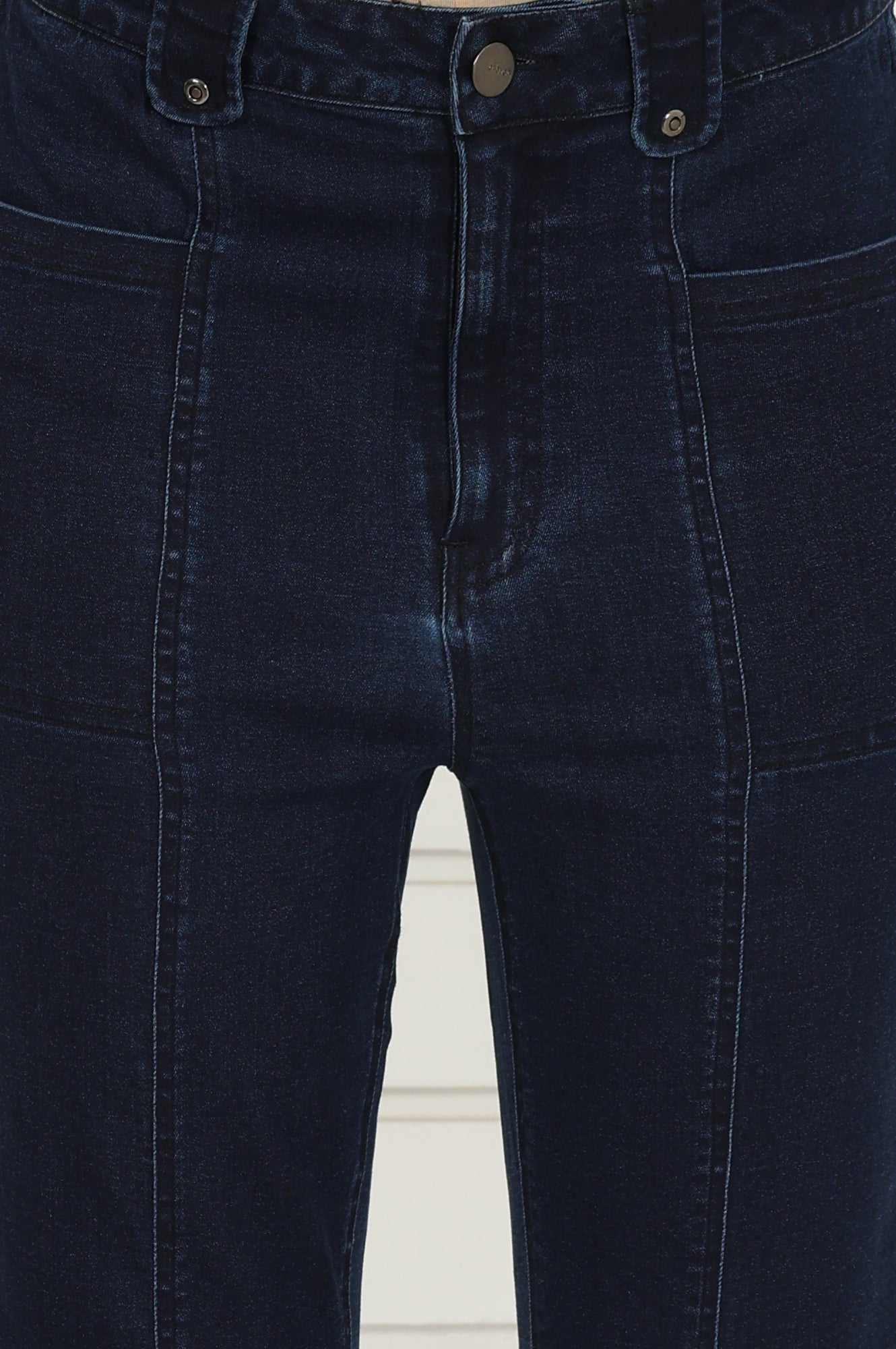 Elleven Women&