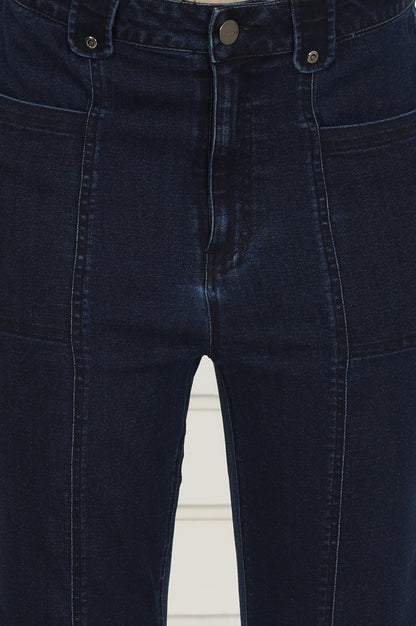 Elleven Women&