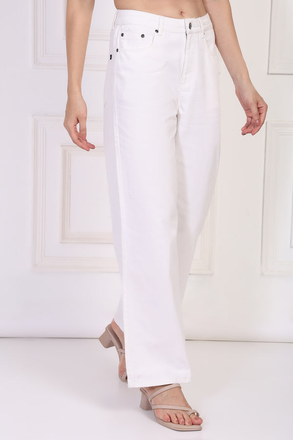White Solid Flared Cotton Pant