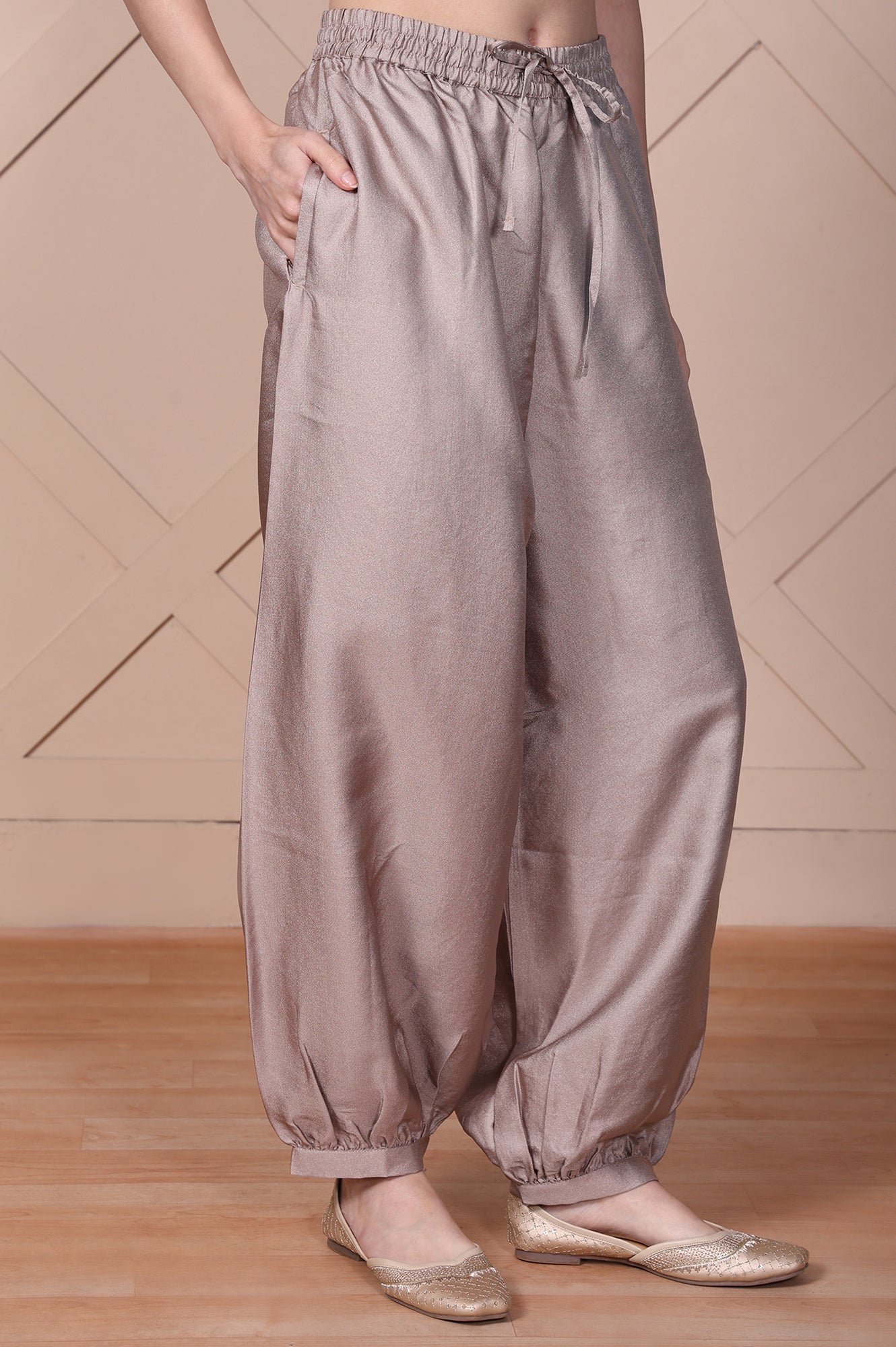 Elleven Women&