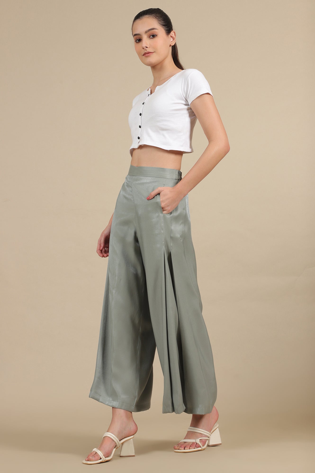 Grey Solid Flared Rayon Palazzo With Pleated Detail