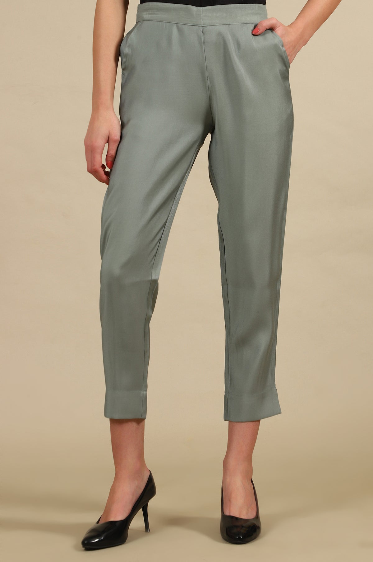 Elleven Women's Grey Solid Straight Fit Trousers With Elasticated Waist - XS