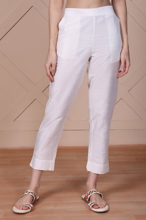 White Solid Mid Rise Ankle Length Slim Fit Trouser