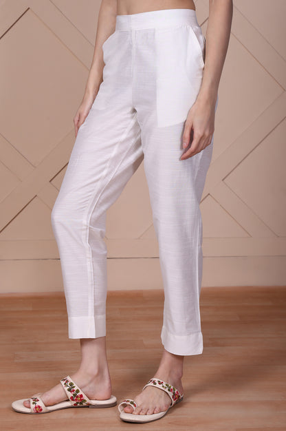 White Solid Mid Rise Ankle Length Slim Fit Trouser