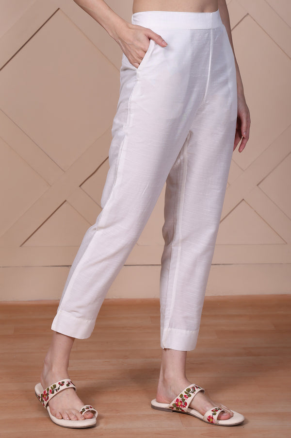 White Solid Mid Rise Ankle Length Slim Fit Trouser
