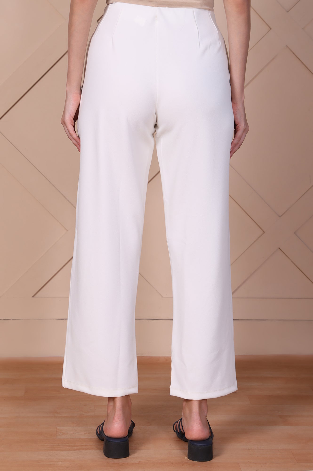 Elleven Women&