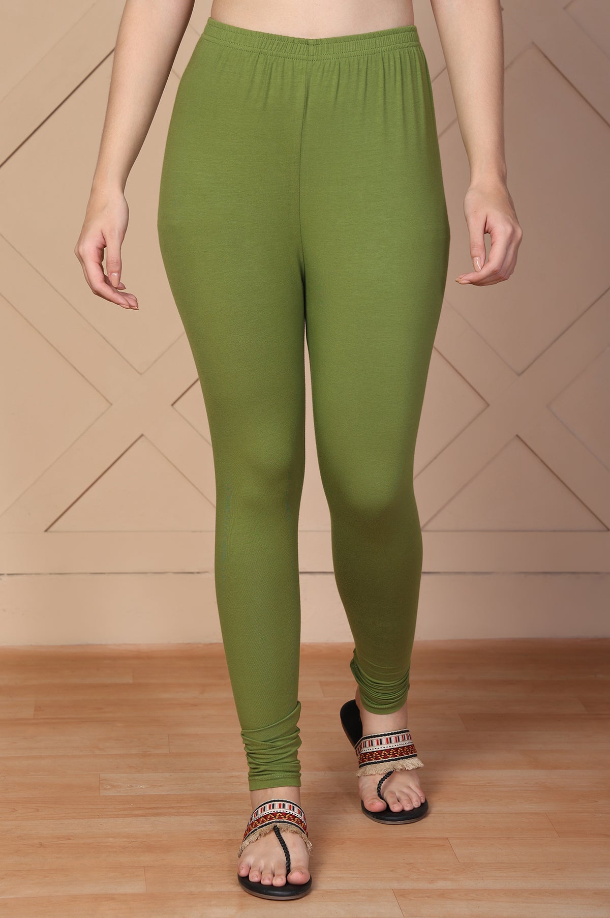Elleven Women's Green Solid Churidar Cotton Tight - FS