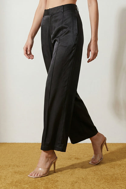 Elleven Women&