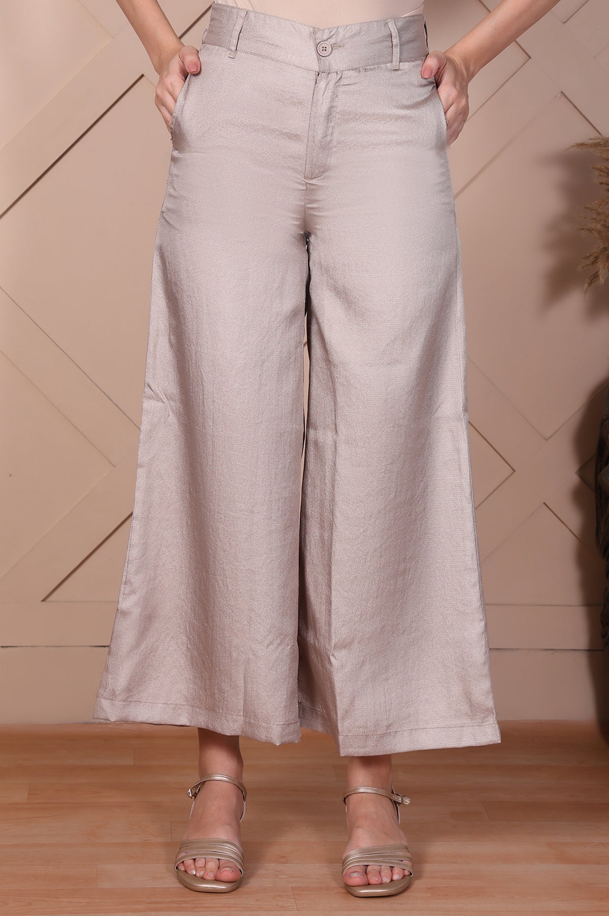 Elleven Women's Beige Solid High Rise Ankle Length Wide Leg Trouser - XS