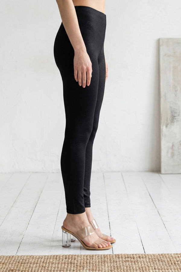 Elleven Women's Black Solid Cotton Lyrca Skinny Fit Ankle Length Leggings