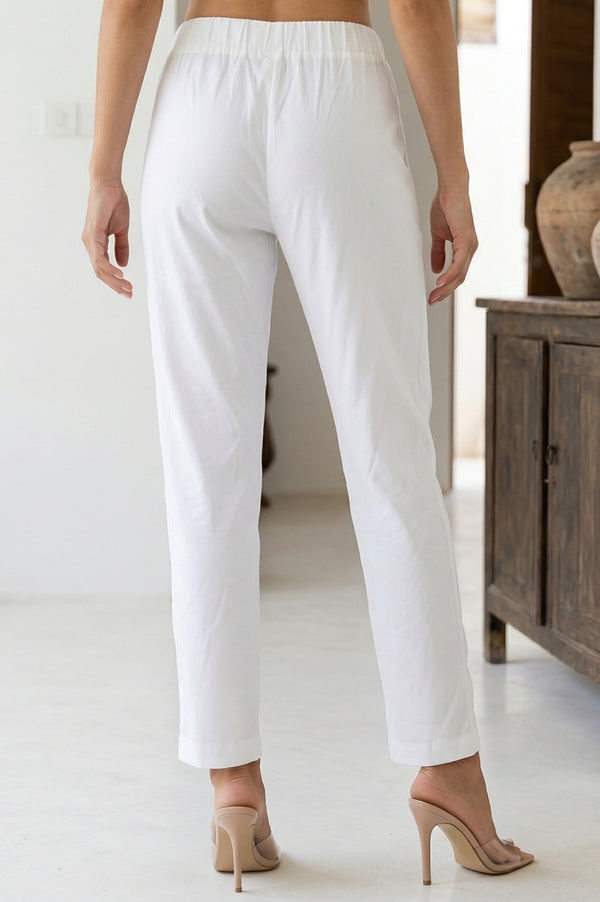 Elleven Women's White Solid Cotton Blend Tapered Fit Ankle Length Trousers
