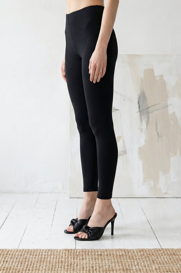 Elleven Women's Black Textured Cotton Blend Skinny Fit Ankle Length Leggings