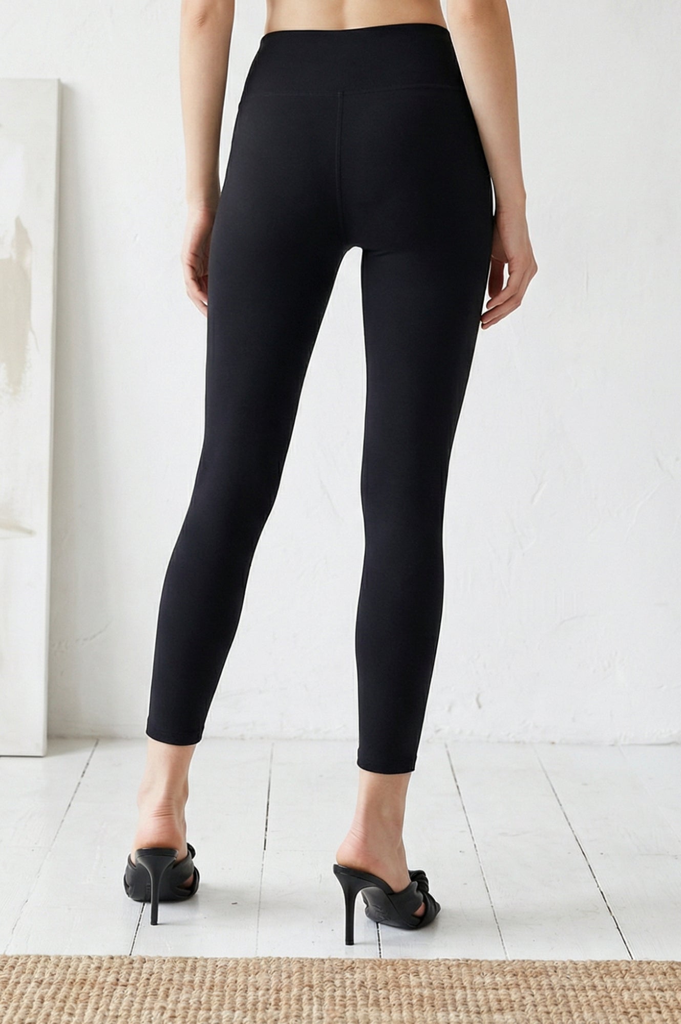 Elleven Women&