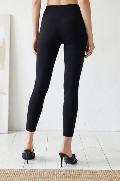 Elleven Women&