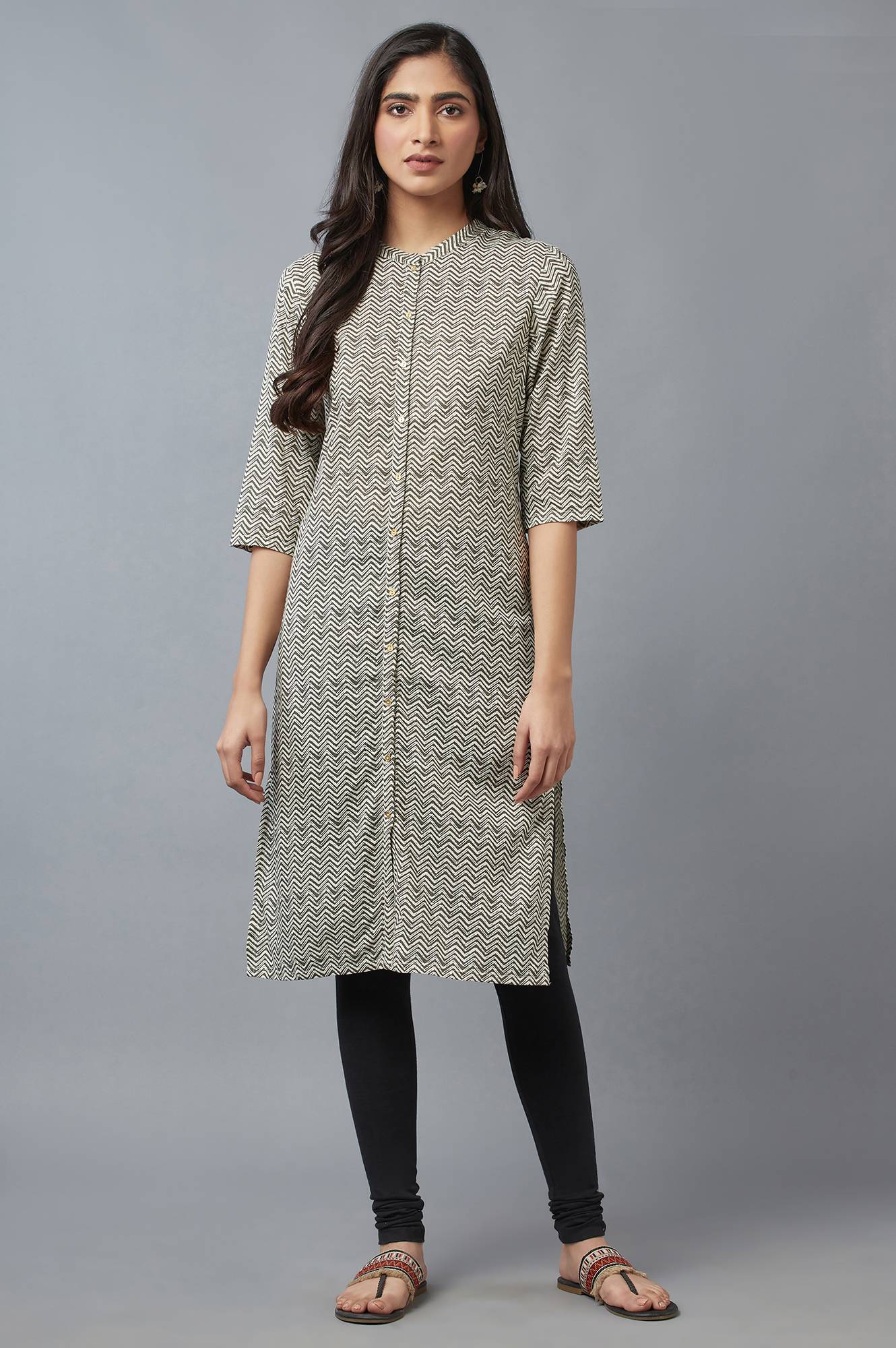 Black Churidar