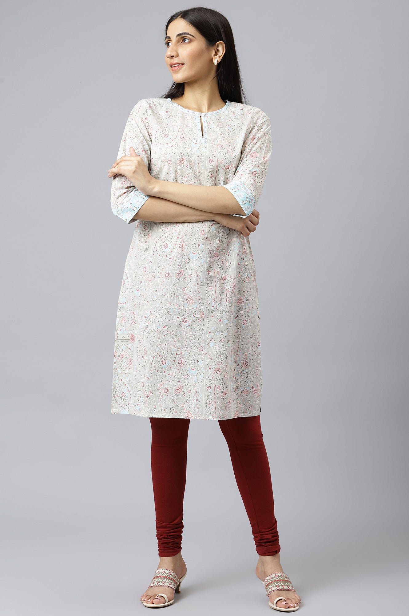 Maroon Knitted Churidar