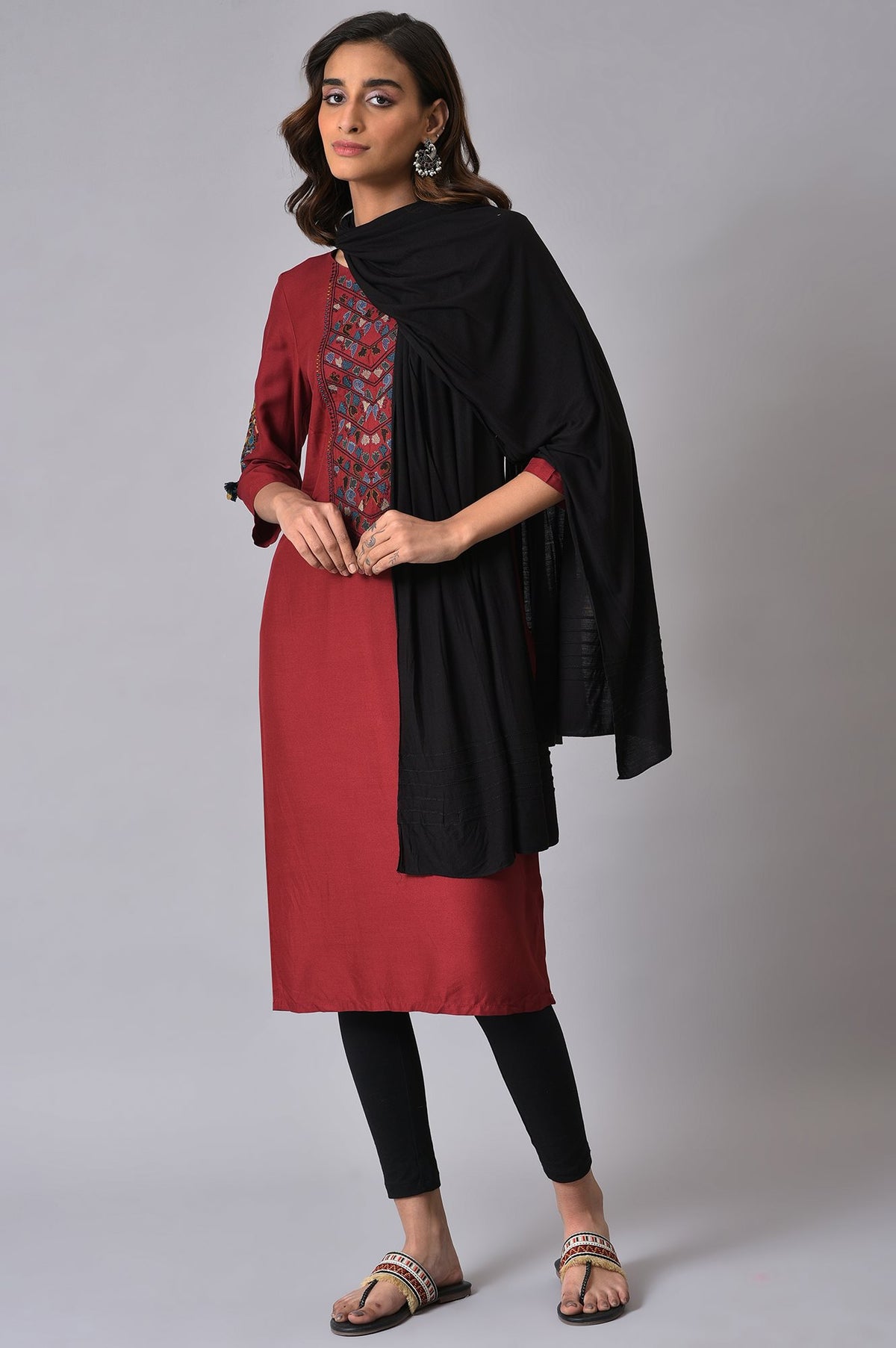 Black Pintuck Dupatta - WFS